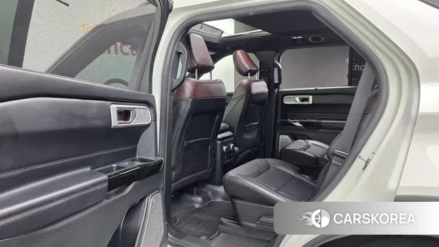 Ford Explorer 6th Generation id 3037584 из Кореи 8