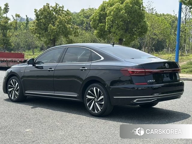 Volkswagen Passat id 4264497 из Китая 8