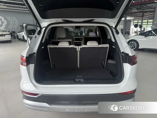 Audi Q5 e-tron id 4314863 из Китая 8