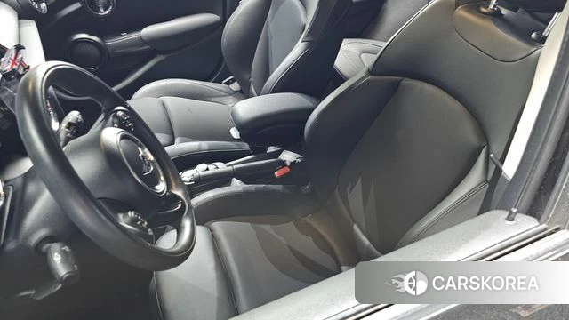 Mini Cooper id 4683655 из Кореи 8