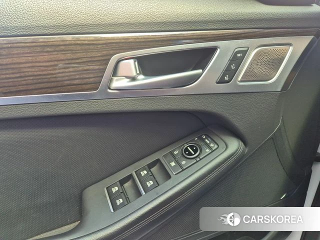 Genesis G80 id 4895480 из Кореи 8