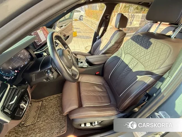 BMW 5 Series (G30) id 3746017 из Кореи 8