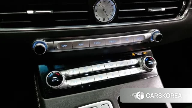 Genesis G90 id 2985752 из Кореи 8