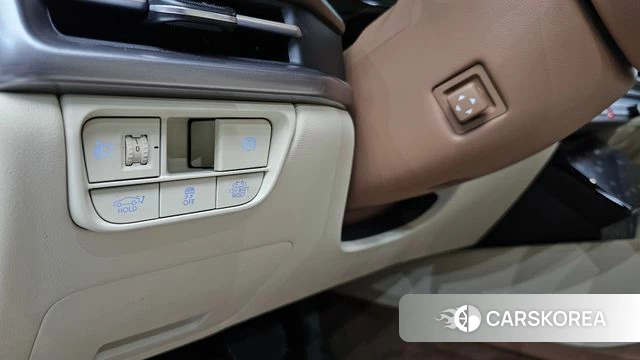 Hyundai Grandeur Hybrid (GN7) id 4480397 из Кореи 8