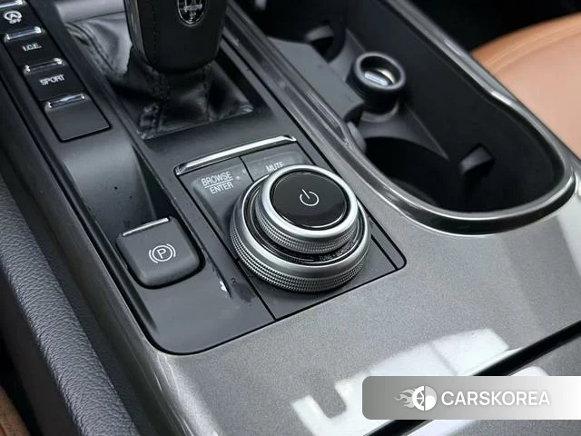 Maserati Ghibli id 4216355 из Китая 8