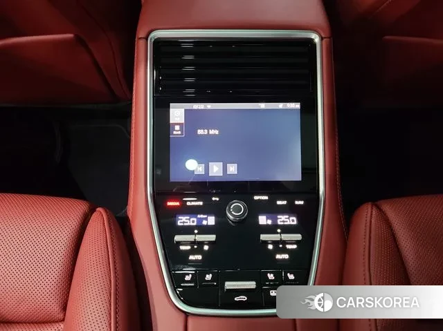 Porsche Panamera (971) id 3680658 из Кореи 8