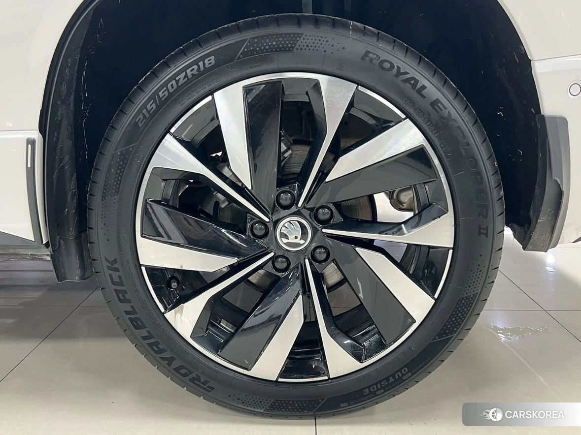 Skoda Krok id 4440632 из Китая 8