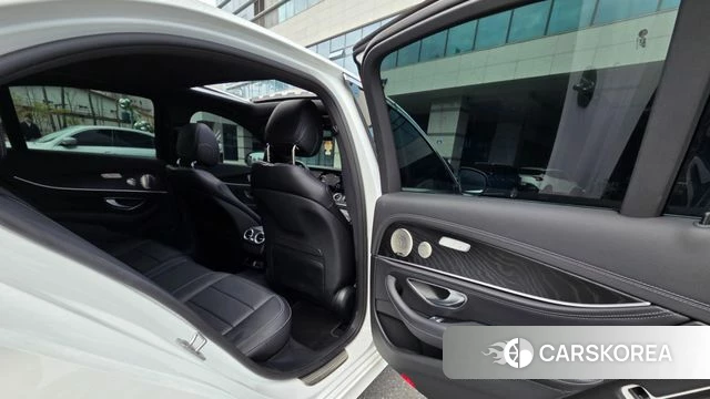 Mercedes-Benz E-Class W213 id 4608469 из Кореи 8