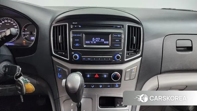 Hyundai The New Grand Starex id 3536275 из Кореи 8