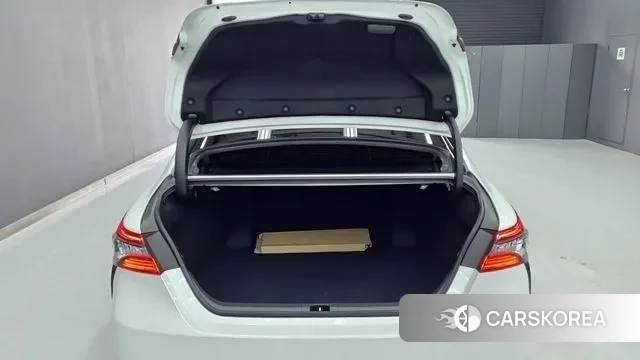 Toyota Camry (XV70) id 3477526 из Кореи 8