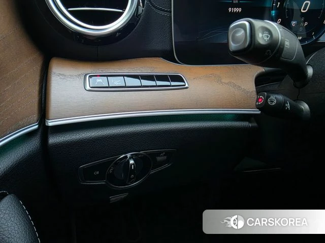 Mercedes-Benz E-Class W213 id 4626229 из Кореи 8