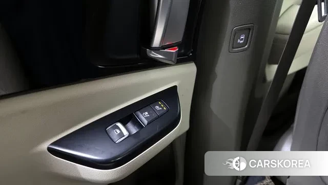 Kia Carnival 4th generation id 3539950 из Кореи 8