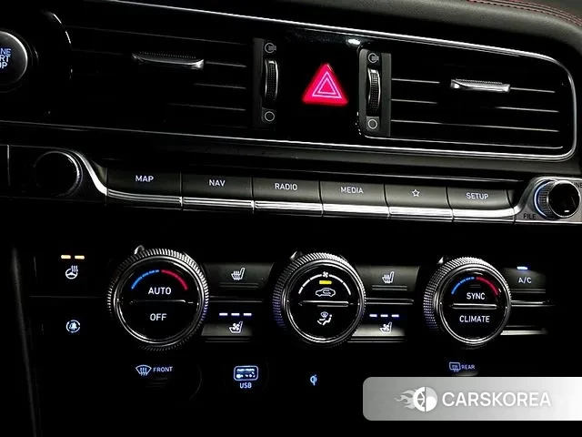 Genesis The New G70 id 3765643 из Кореи 8