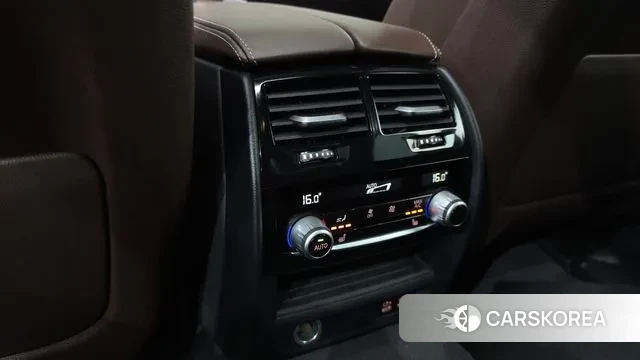 BMW 5 Series (G30) id 2976497 из Кореи 8