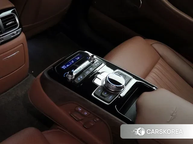 Genesis G90 id 3089901 из Кореи 8