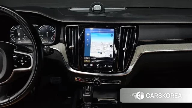 Volvo V60 Cross-Country 2nd Generation id 3439517 из Кореи 8