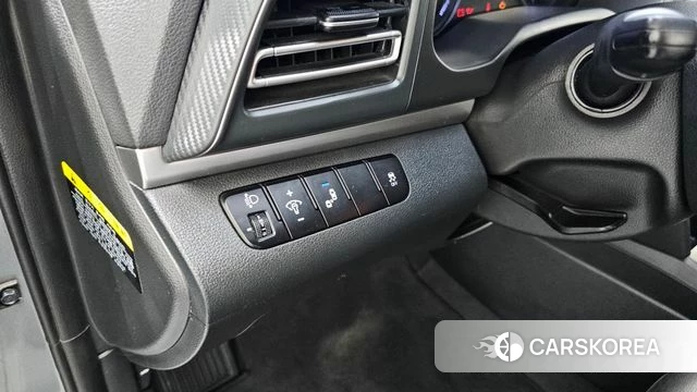 Hyundai The New Avante AD id 4568541 из Кореи 8