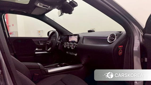 Mercedes-Benz GLA - Class H247 id 3850206 из Кореи 8