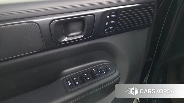 Hyundai Santa Fe (MX5) id 3763648 из Кореи 8