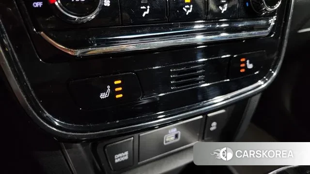 Ssangyong Berry New Tivoli id 3396655 из Кореи 8