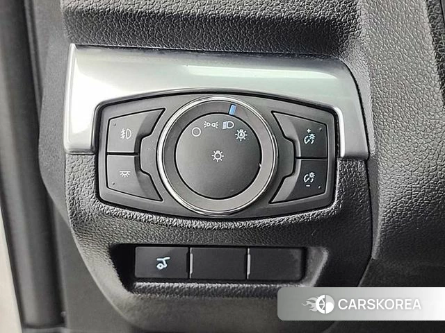 Ford Explorer id 3834422 из Кореи 8