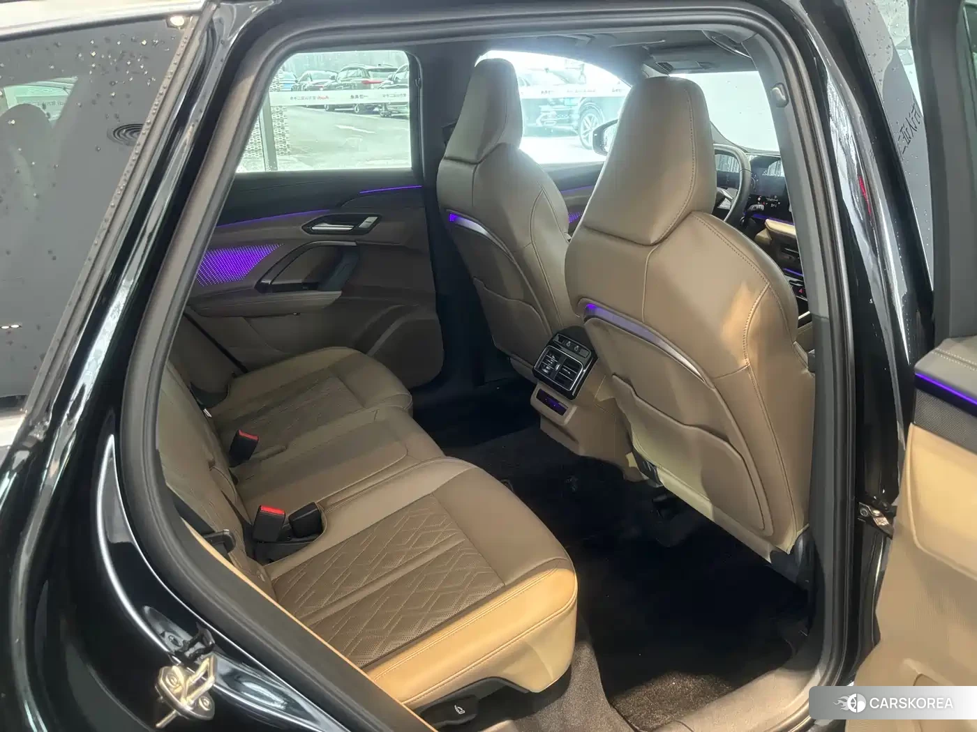 Audi Q5L id 4577553 из Китая 8