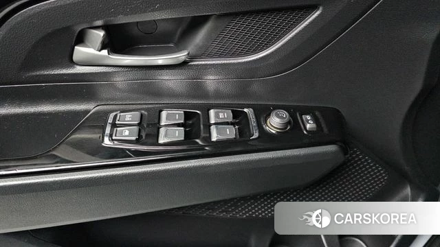 Ssangyong Beautiful Korando id 3892622 из Кореи 8