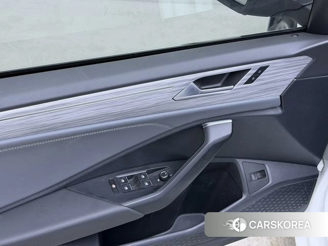 Volkswagen Sagitar id 4263060 из Китая 8