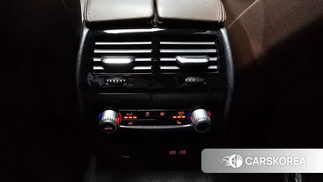 BMW 5 Series (G30) id 3616049 из Кореи 8