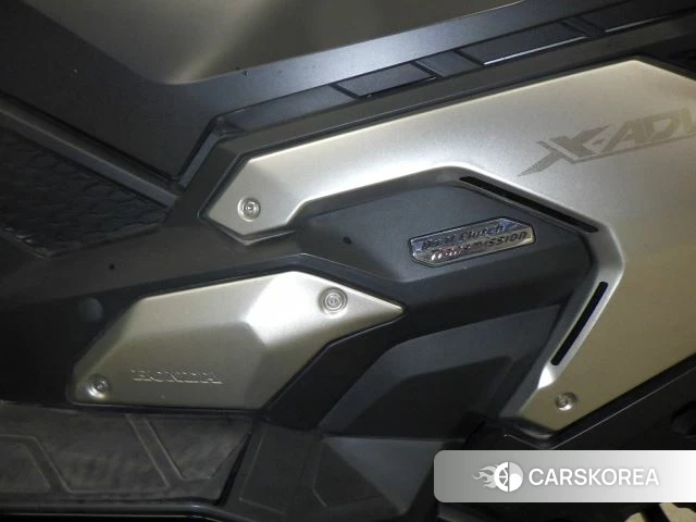 Honda X-ADV 750 id 3949945 из Японии 8