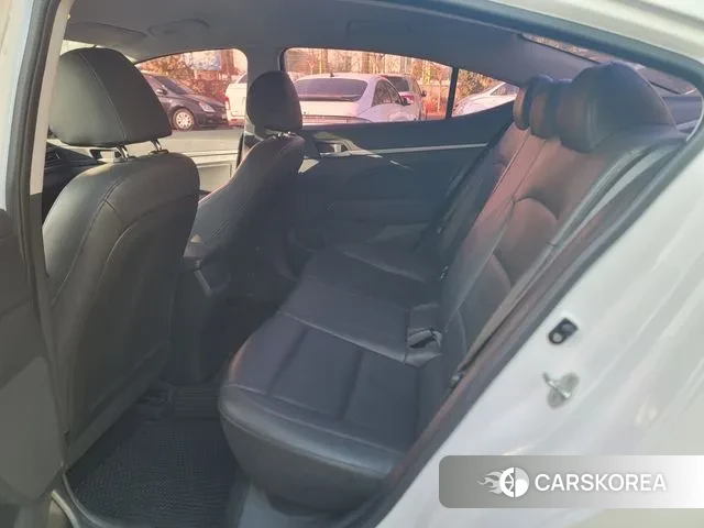 Hyundai The New Avante AD id 3557679 из Кореи 8