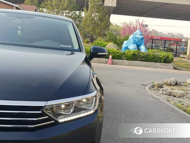 Volkswagen Magotan id 4235443 из Китая 8