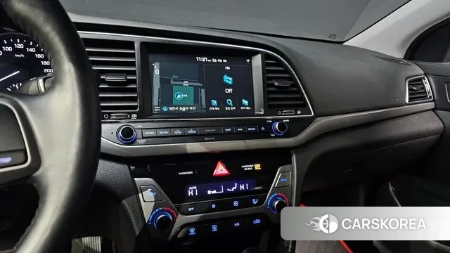 Hyundai Avante AD id 2370933 из Кореи 8