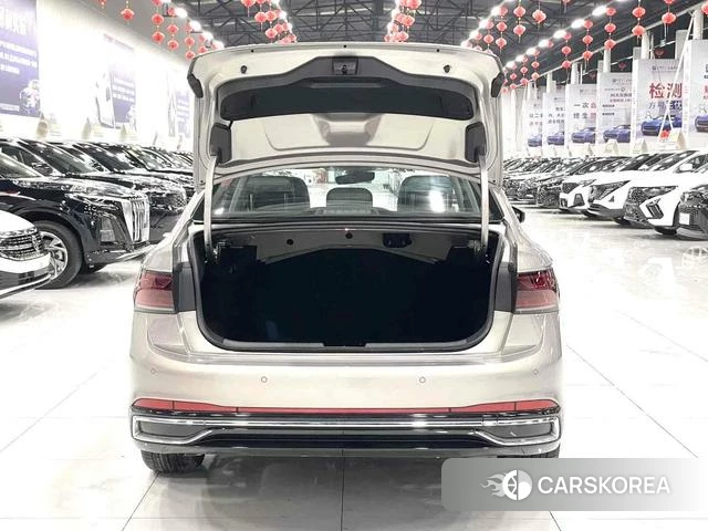 Volkswagen Sagitar id 4328885 из Китая 8