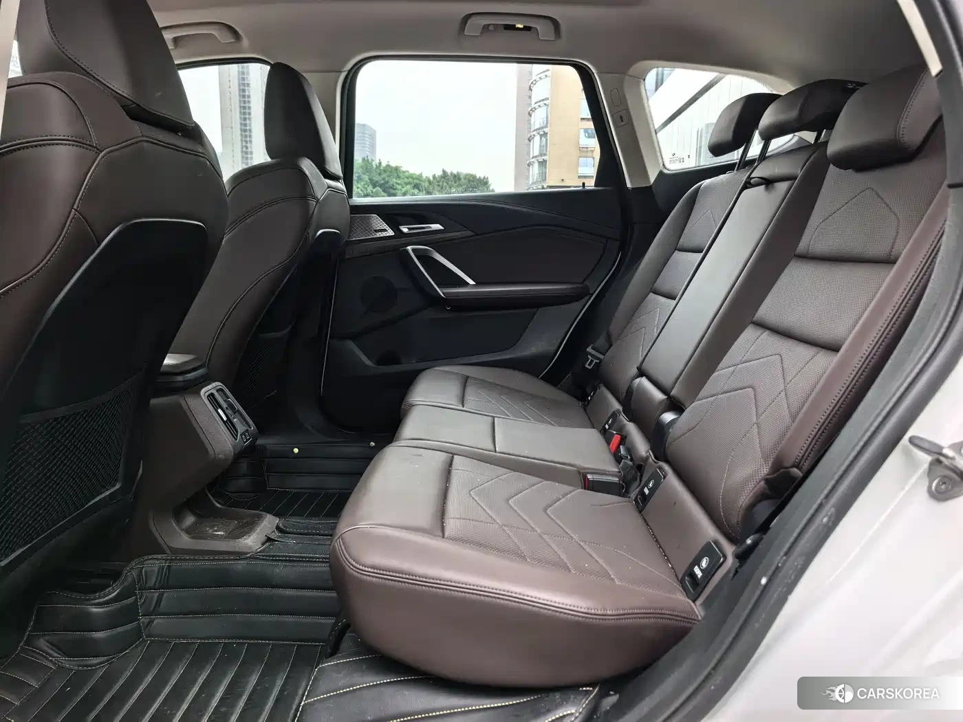 BMW X1 id 4655176 из Китая 8