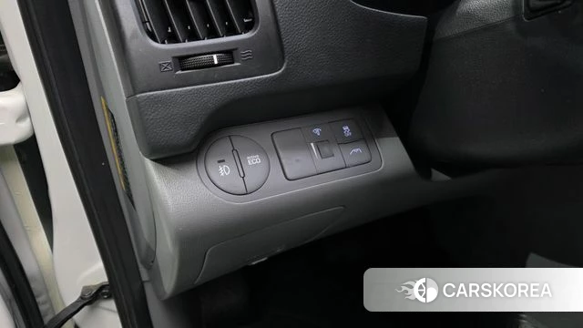 Hyundai The New Grand Starex id 3853715 из Кореи 8