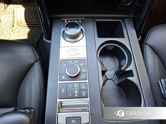 Land Rover Discovery 5 id 4770697 из Кореи 8