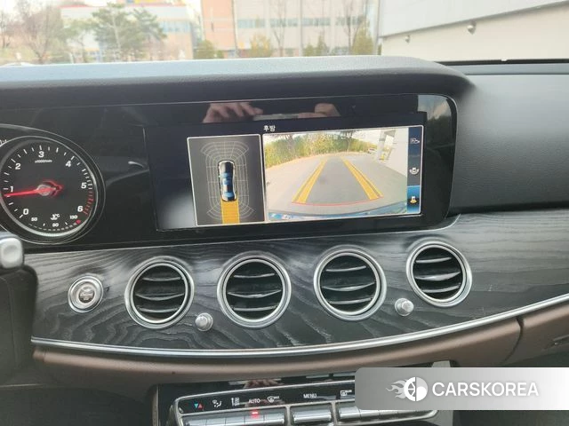 Mercedes-Benz E-Class W213 id 3792487 из Кореи 8