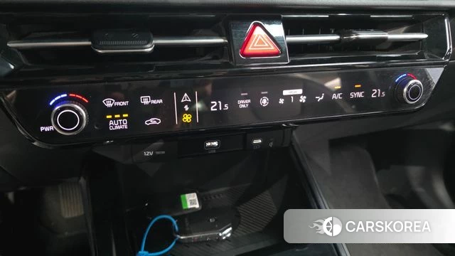 Kia Di Ol Nu Niro id 4854808 из Кореи 8