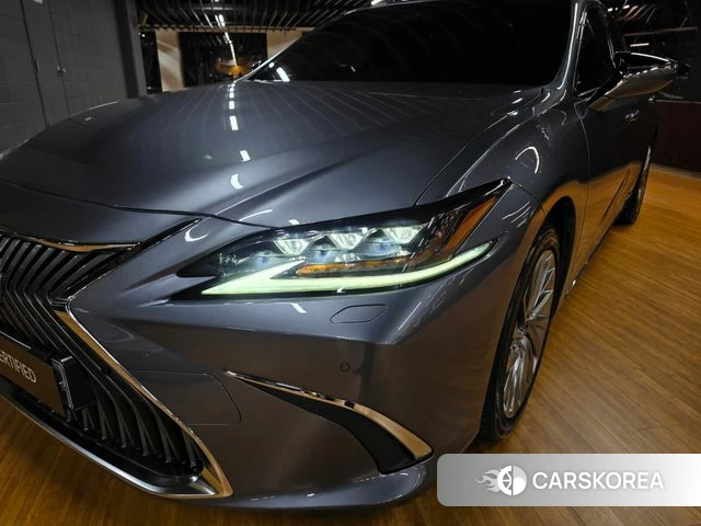 Lexus ES300h 7th generation id 4325191 из Кореи 8
