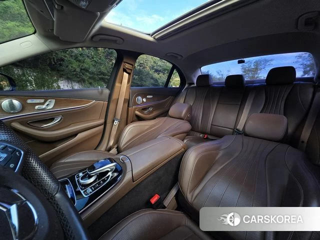 Mercedes-Benz E-Class W213 id 4887379 из Кореи 8