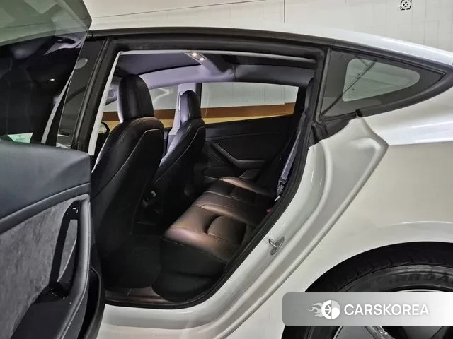 Tesla Model 3 id 3144131 из Кореи 8