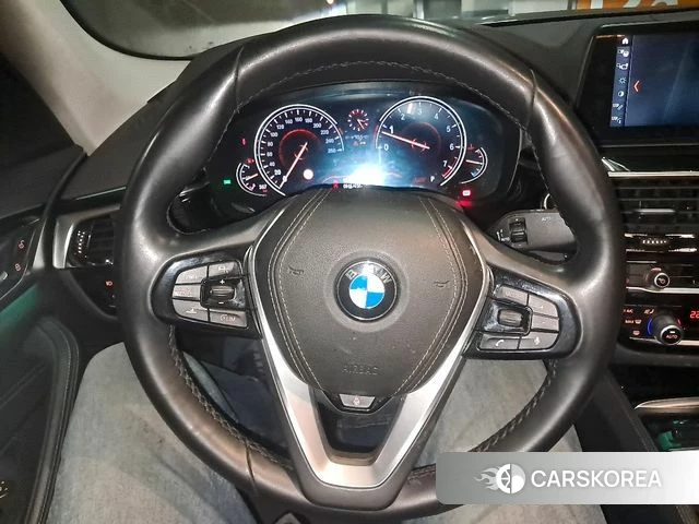 BMW 5 Series (G30) id 3921011 из Кореи 8