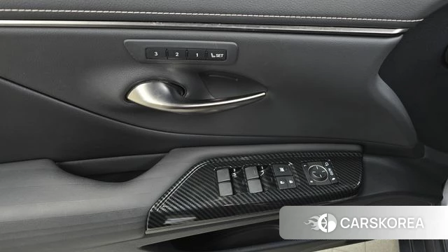 Lexus ES300h 7th generation id 4693598 из Кореи 8