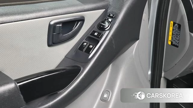 Hyundai Grand Starex id 3845951 из Кореи 8