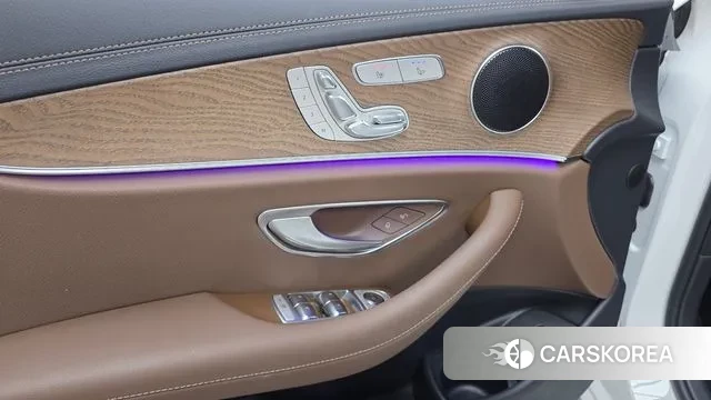 Mercedes-Benz E-Class W213 id 3758294 из Кореи 8