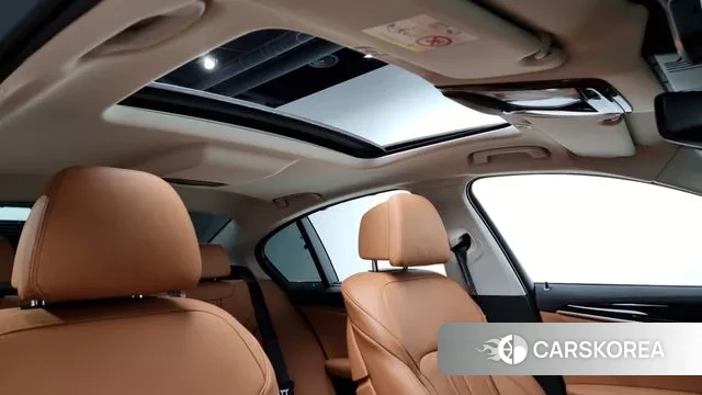 BMW 5 Series (G30) id 3003278 из Кореи 8