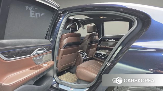 BMW 7 Series (G11) id 3955521 из Кореи 8