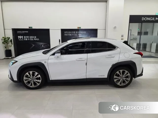 Lexus UX250h id 3522528 из Кореи 8