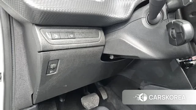 Peugeot 208 id 3408125 из Кореи 8